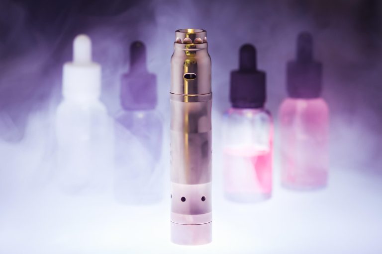 How-to-Choose-the-Right-E-Juice-A-Guide-for-New-Vapers